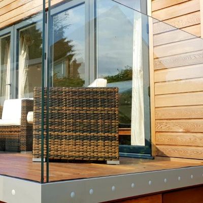 Frameless Deck Glass Railing 4+4mm 5+5mm 6+6mm 8+8mm Tempered Glass Outdoor Railing Frameless Glass Stair Balustrade Easily Customisable